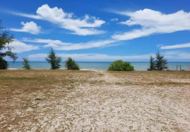 Alfaruqi Homestay Seaview 8 كوانتان المظهر الخارجي الصورة